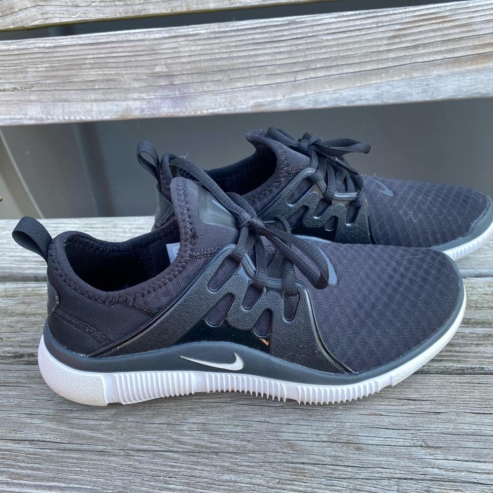 Nike Alcame Black Womens Running Shoes